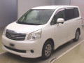 2013 Toyota Noah