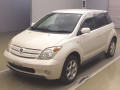 2004 Toyota IST