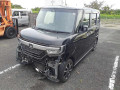 2017 Honda N-BOX CUSTOM