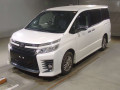 2016 Toyota Voxy