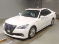 2013 Toyota Crown Hybrid