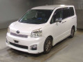 2013 Toyota Voxy