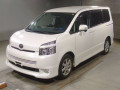 2009 Toyota Voxy