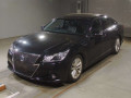2014 Toyota Crown Hybrid