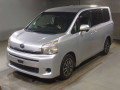 2012 Toyota Voxy