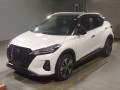 2021 Nissan KIX