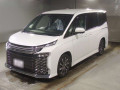 2022 Toyota Voxy
