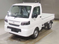 2026 Nissan Clipper Truck