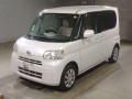 2011 Daihatsu Tanto
