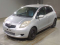 2005 Toyota Vitz