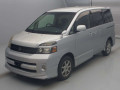 2007 Toyota Voxy