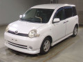 2005 Toyota Sienta