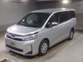 2018 Toyota Voxy