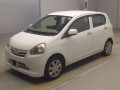 2013 Daihatsu Mira e:S