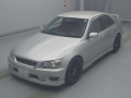 2000 Toyota Altezza