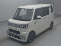 2015 Daihatsu Wake