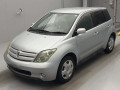 2005 Toyota IST