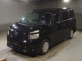 2010 Toyota Voxy