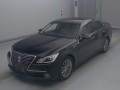 2013 Toyota Crown Hybrid
