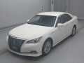 2016 Toyota Crown Hybrid