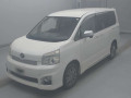2013 Toyota Voxy