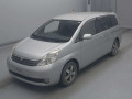 2005 Toyota Isis