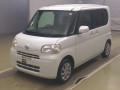 2011 Daihatsu Tanto