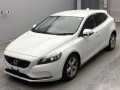 2015 Volvo V40