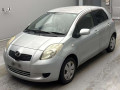 2005 Toyota Vitz