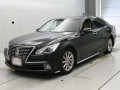 2013 Toyota Crown