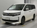 2014 Toyota Voxy