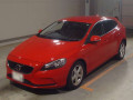 2017 Volvo V40
