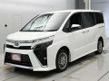 2021 Toyota Voxy