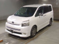 2009 Toyota Voxy