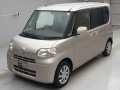 2011 Daihatsu Tanto