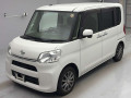 2016 Daihatsu Tanto
