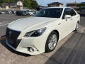 2013 Toyota Crown Hybrid