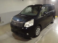 2013 Toyota Noah