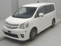 2013 Toyota Noah