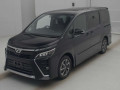 2020 Toyota Voxy
