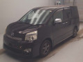 2013 Toyota Voxy