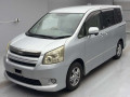 2009 Toyota Noah
