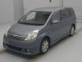 2005 Toyota Isis