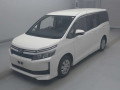2016 Toyota Voxy