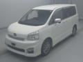 2013 Toyota Voxy