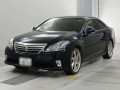 2012 Toyota Crown Hybrid