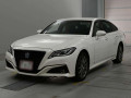 2019 Toyota Crown Hybrid