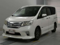 2013 Nissan Serena