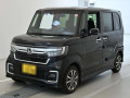 2022 Honda N-BOX CUSTOM