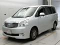 2013 Toyota Noah